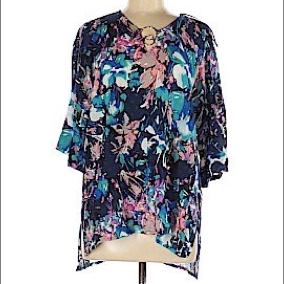 Dana Buchman Watercolor Tunic Blouse - Picture 7 of 7